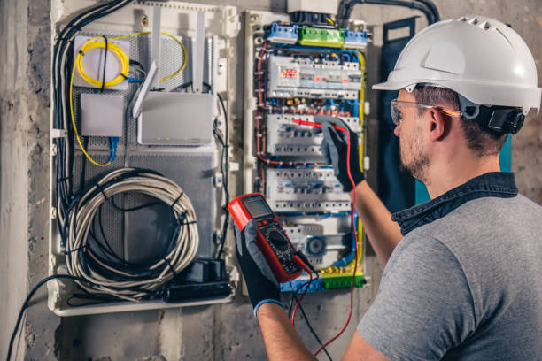Best Affordable Emergency Electrician  in Haslett, MI